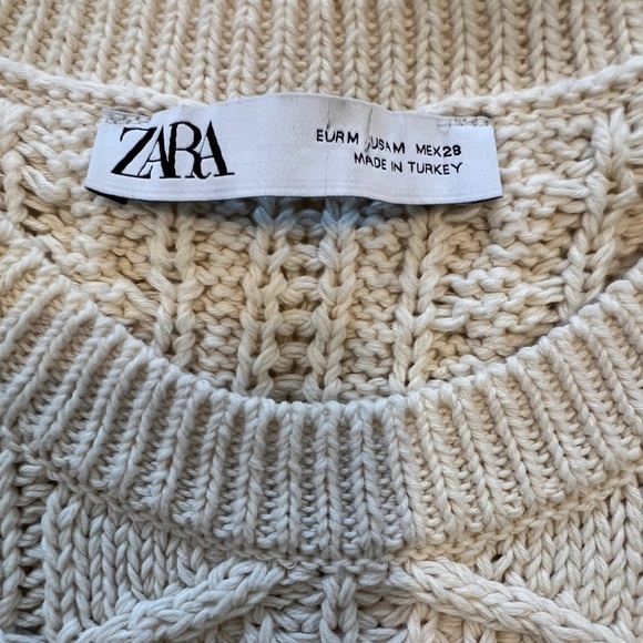 Zara Ivory Cable Knit Vest - Picture 3 of 3